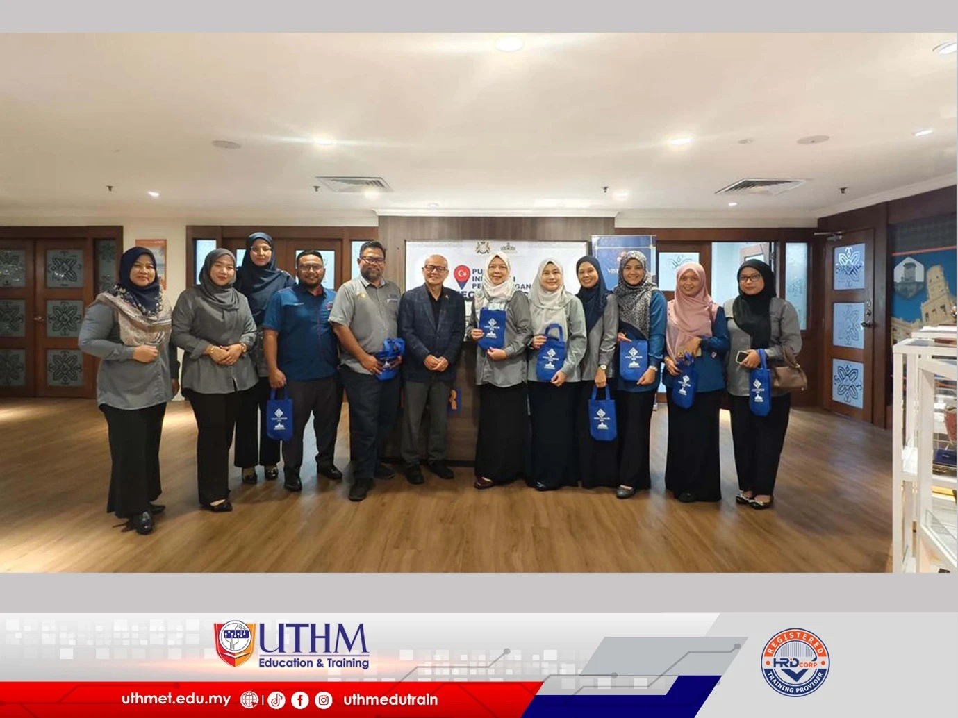 Read more about the article Halal Industry Training Programme (HITP): Professional Halal Executive Certification (JAKIM)
