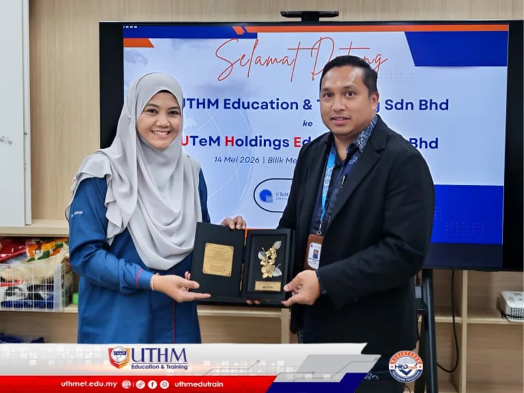 discussion meeting on training collaboration UTHM and UTeM
