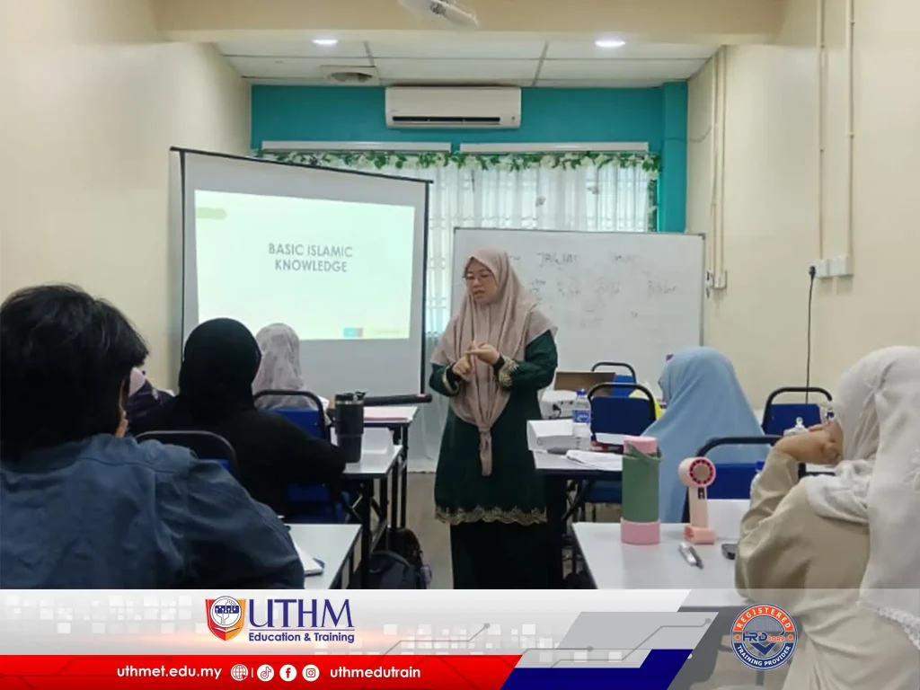 eksekutif-halal-jakim-uthm