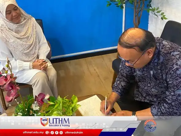 Penyelarasan Kewangan MyREI UETSB di UTHM Education and Training